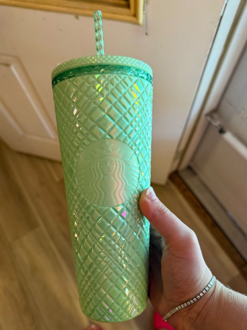 Starbucks Iridescent Seafoam Green Studded Tumbler 24 oz EUC w/ Straw